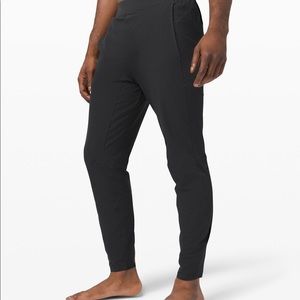 Lululemon In Mind Pant 30”